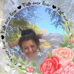 Meet your Posher, Ramona